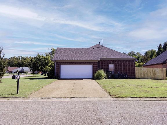 2nd image of 245 Mossy Springs Dr