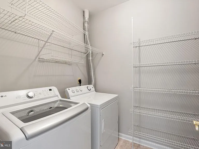 20903 Cedarpost Sq #201 — Photo 13