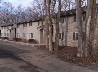2837 Glenwood Ave APT 9, Rockford, IL 61101