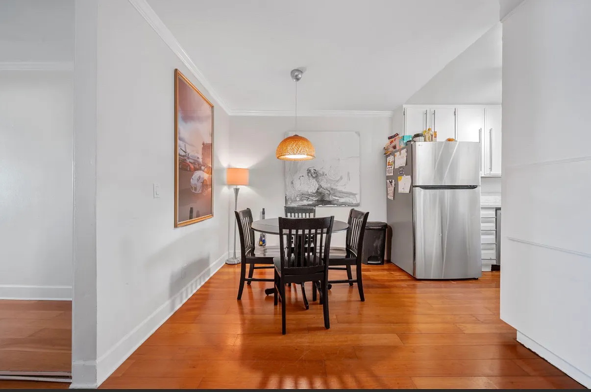 3535 Monroe Ave — Photo 2