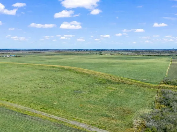 15213 Fm 1945, Sinton, TX 78387