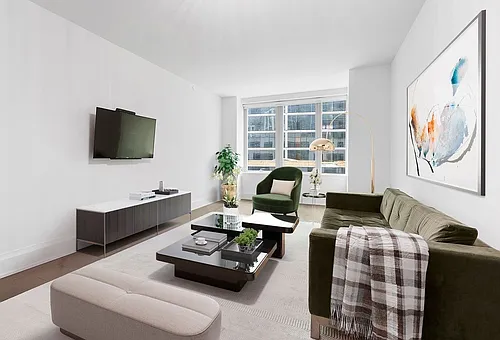 50 Riverside Blvd #4S Photo 1