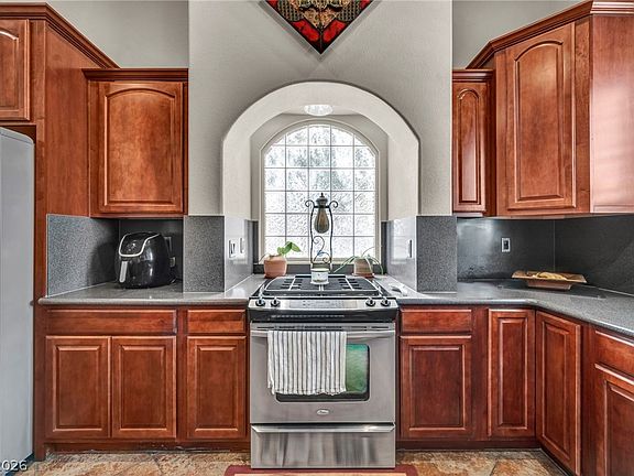 5th image of 7345 Aspire Ct