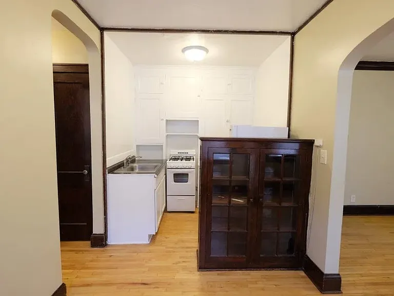 Welcome to Central Lakes of Uptown, where modern living meets timeless charm. This stunning kitchen boasts sleek appliances and elegant cabinetry, creating the perfect space for culinary adventures. Schedule a tour today to see your new home!