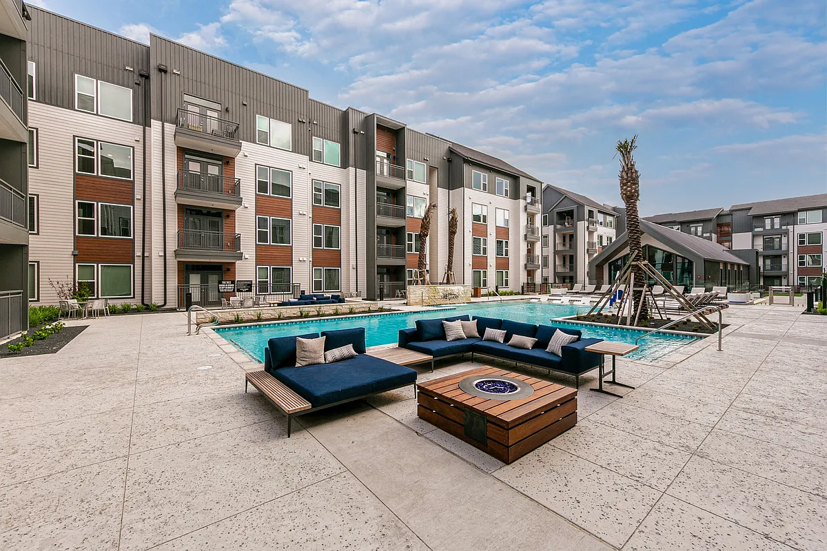 Building Photo - View at Belterra