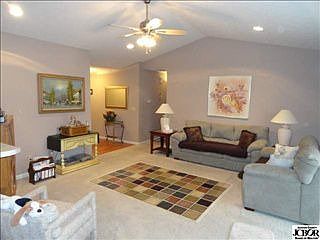 2nd image of 802 Allendale Dr
