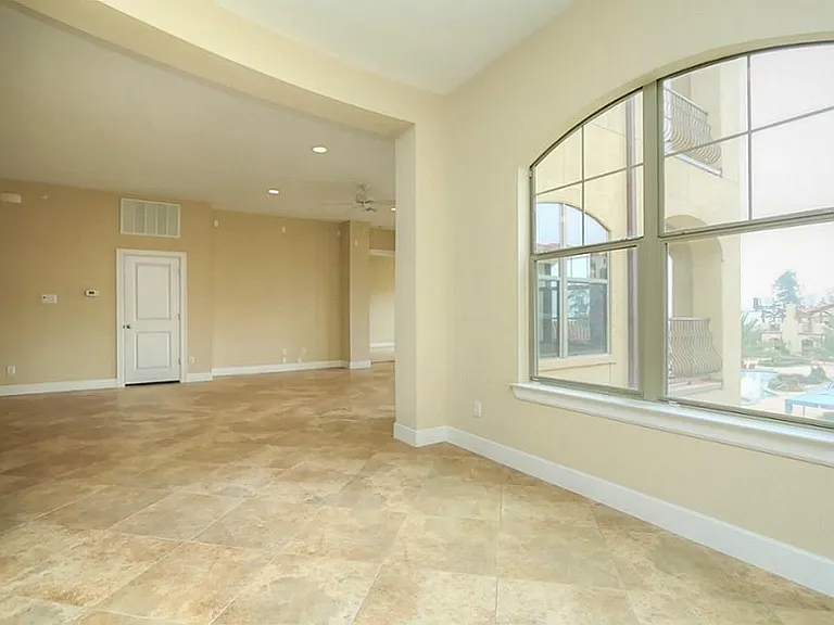 17040 W FM 1097 Rd #6204 — Photo 8