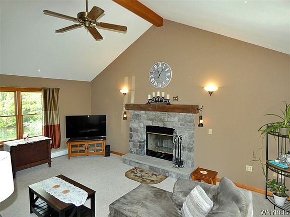 5th image of 428 Gadd Rd