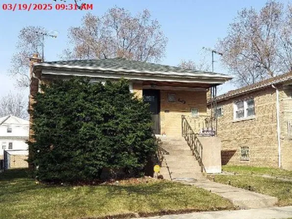 9320 S Clyde Ave, Chicago, IL 60617