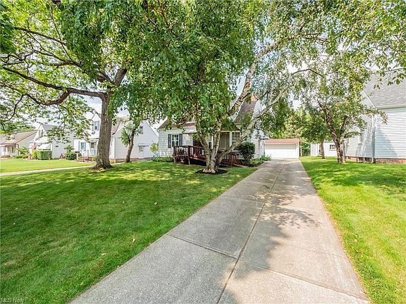 5th image of 489 Terrace Dr
