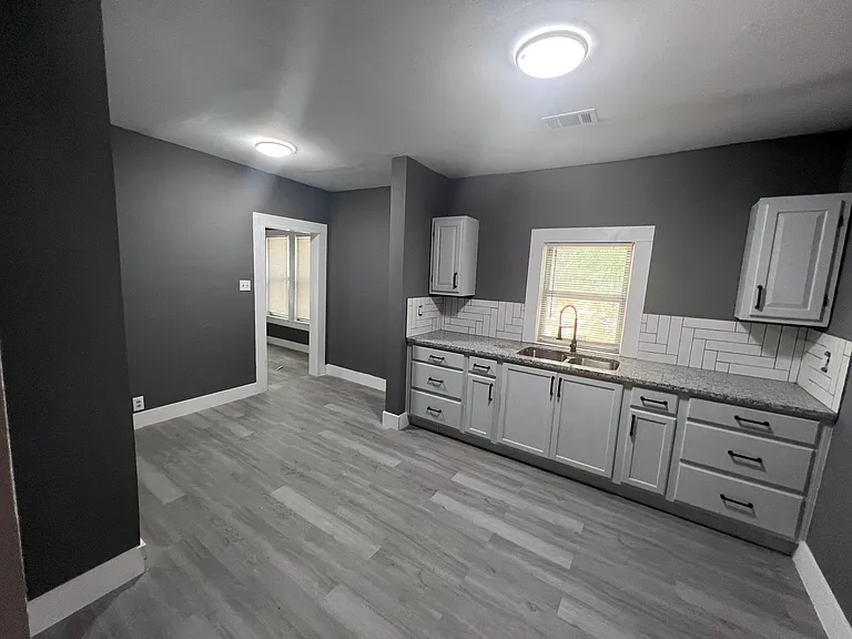 3622 Meyers St — Photo 10
