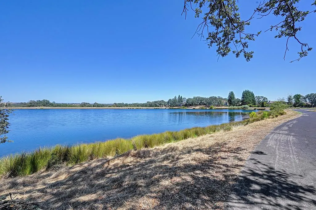 2021T 6527 Chesbro Circle - 1 — Photo 3