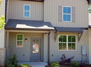 137 The Heights Dr, Calera, AL 35040