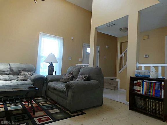 4th image of 612 Birchridge Ct