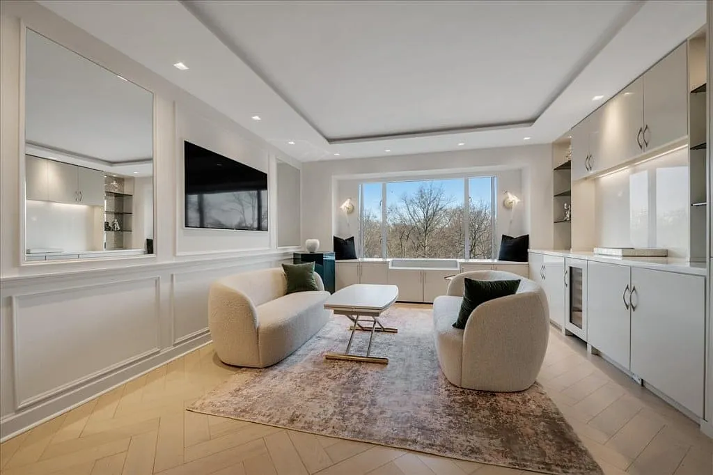 150 Central Park South — Photo 1