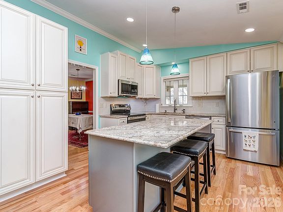5th image of 4810 Old Spice Ln