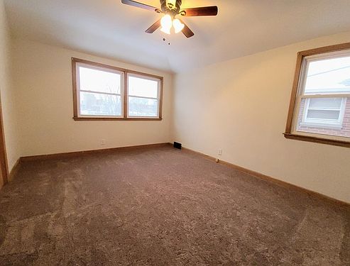 4th image of 8826A W Capitol Dr