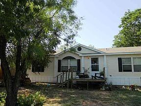 2nd image of 803 E Elm St