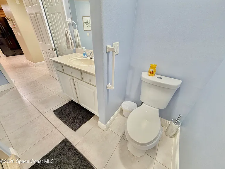 551 Casa Bella Dr #204 — Photo 38