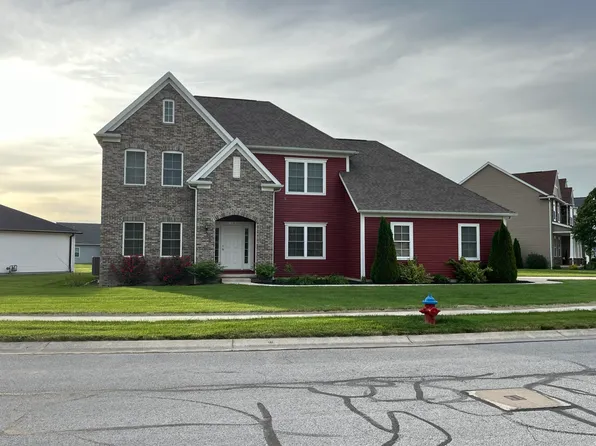 329 Miami Erie Cir, Saint Marys, OH 45885