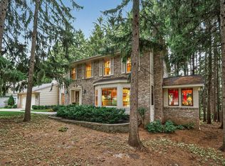 8138 Somerset Rd, Woodbury, MN 55125