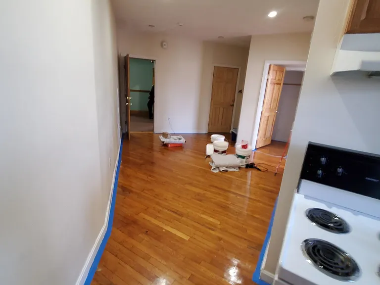 352 Riverway #9 — Photo 5