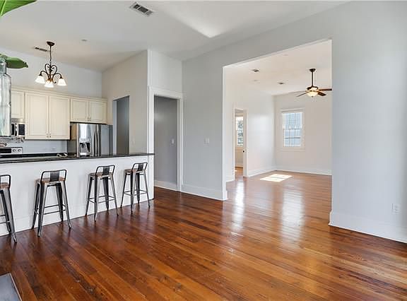 2nd image of 1025 Melpomene St #2A