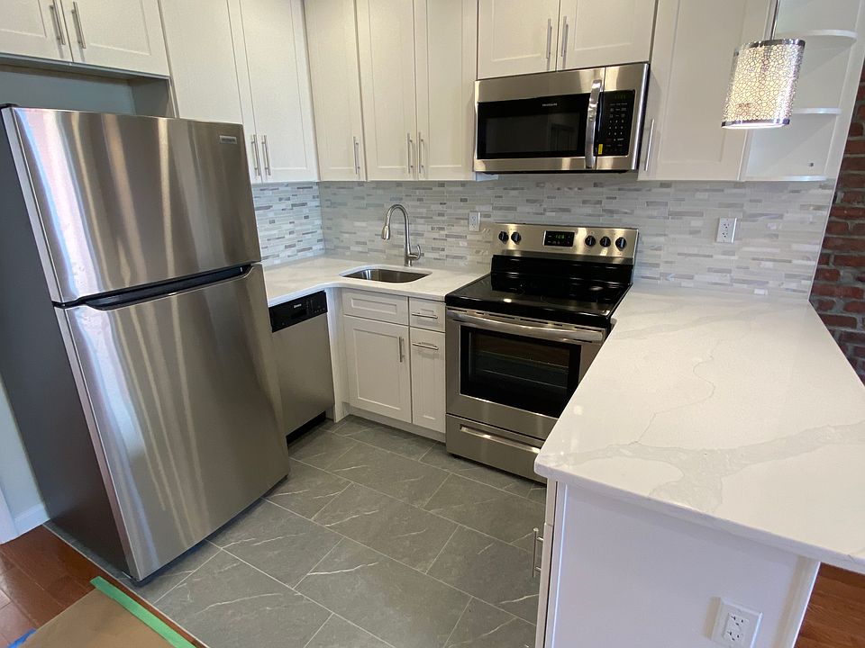 1st image of 319 E Houston St #4B