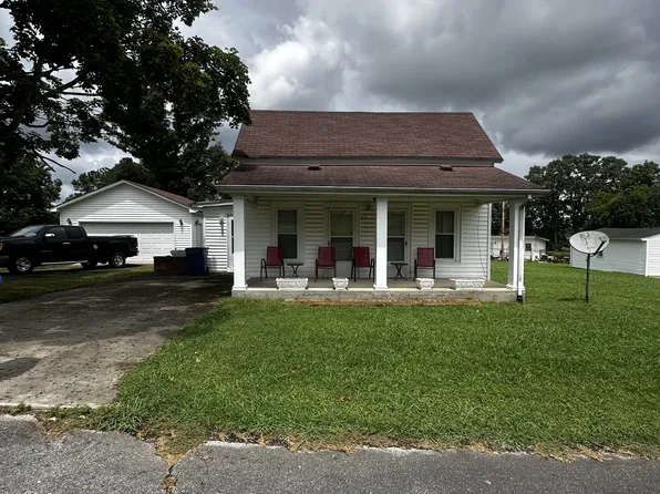 613 E Harp St, Manchester, TN 37355