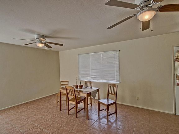 5th image of 3723 W Claremont St