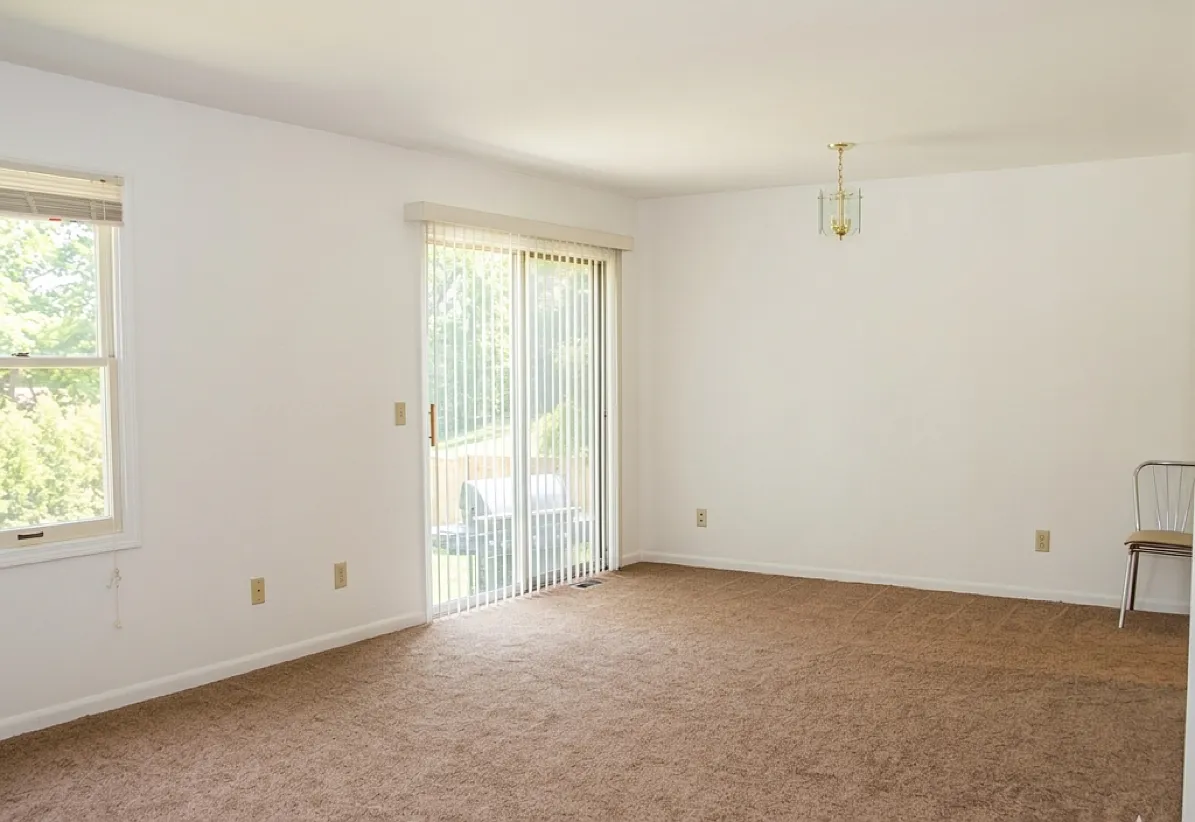 Living Room - 1702 Coolidge Rd