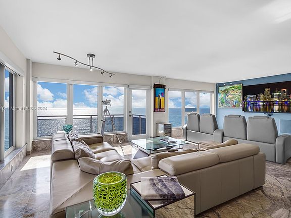 5th image of 2066 N Ocean Blvd #9NE