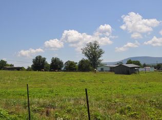 200 Kelly Ln, Pikeville, TN 37367