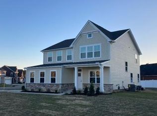 215 Foxfield Pkwy, Suffolk, VA 23434