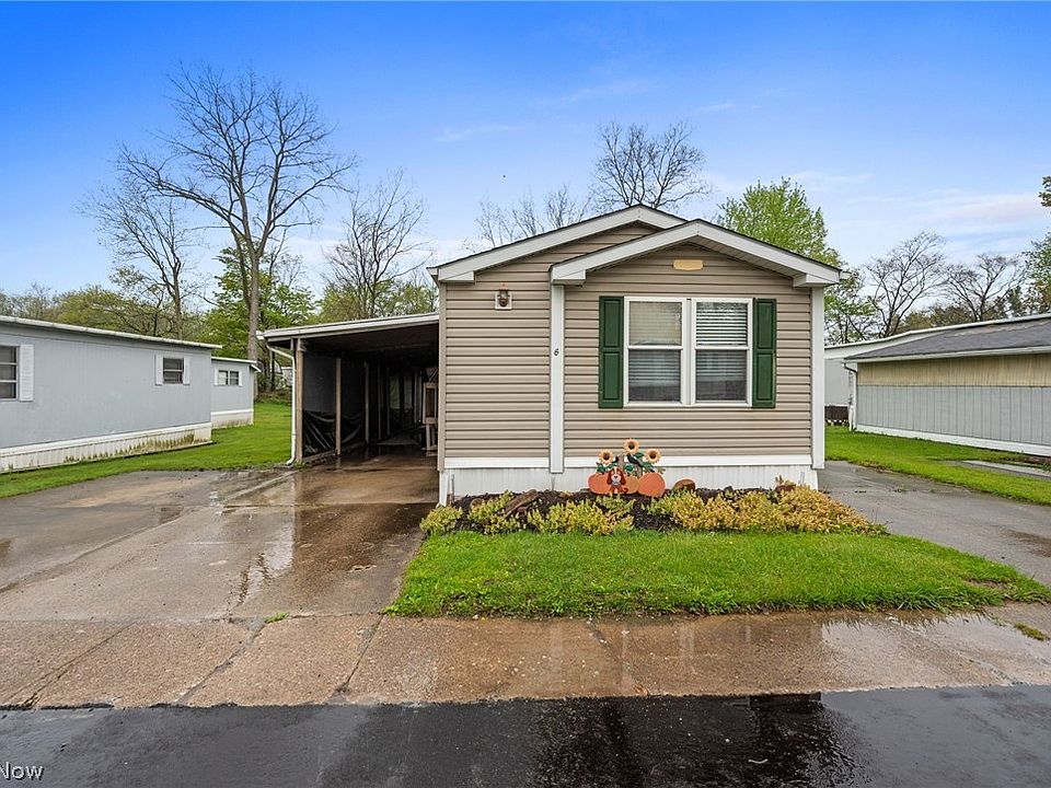 1st image of 6 Laverne Ln