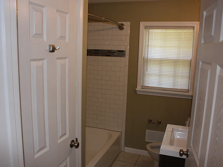9300 Fern Creek Rd — Photo 15