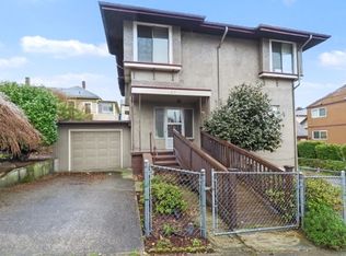 615 E Lynn St, Seattle, WA 98102