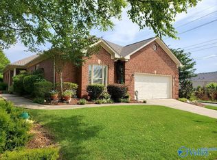 10052 Meredith Ln SE, Huntsville, AL 35803