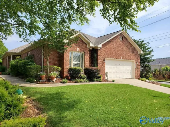 10052 Meredith Ln SE, Huntsville, AL 35803