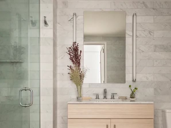 234 East 46th Street image 5 of 17