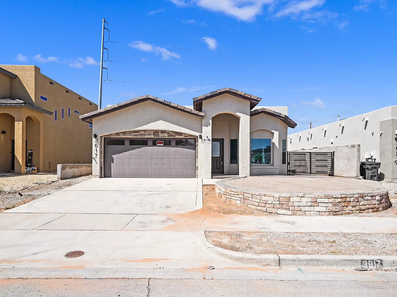 4 bed, 1579 sqft, $1,800 — Photo 2