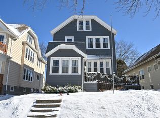 3906 N Frederick Ave, Shorewood, WI 53211