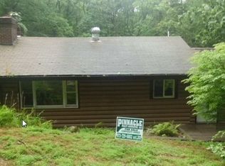 209 Turkey Hill Rd, Asbury, NJ 08802