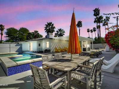 677 S Highland Dr, Palm Springs, CA, 92264