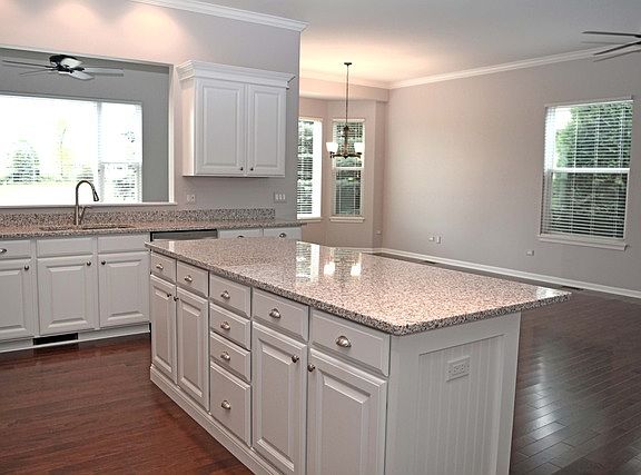 5th image of 13017 Brookwood Dr