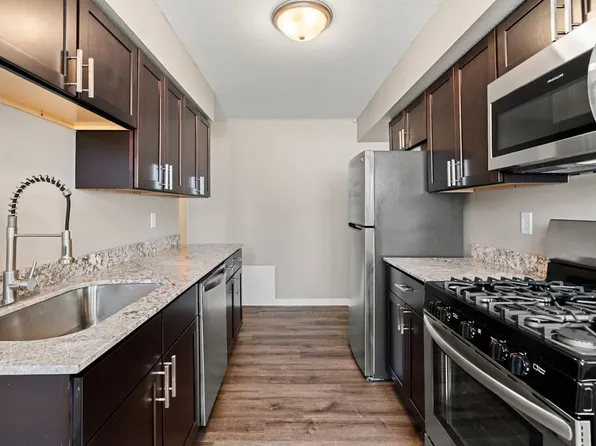 Park Place off Broadway