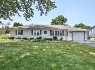 521 Wood Rd, Rochester, NY 14626