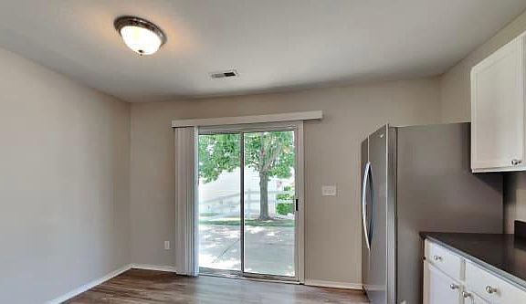 4th image of 1708 Hollybrook Ave