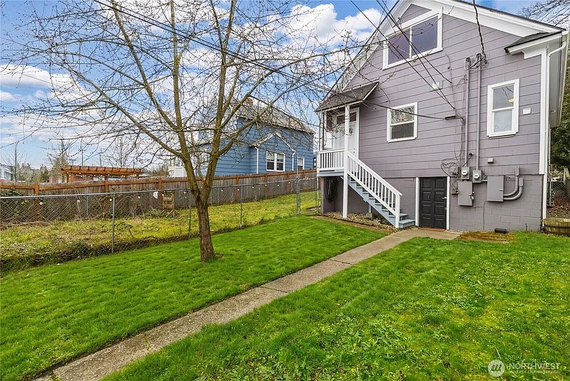 3rd image of 2529 S G Street