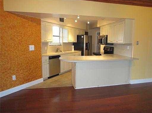 2nd image of 7220 Allen Dr